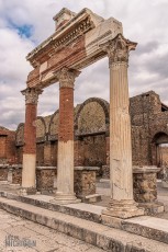 Italy-Pompeii-41