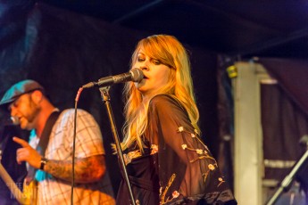 JenniferWestwoodAndTheHandsomeDevils-PJsLagerHouse-Detroit_MI-20150516-ChuckMarshall-020