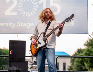 JenniferWestwoodandtheHandsomeDevils-TopOfThePark-AnnArbor_MI-20150703-ChuckMarshall-003