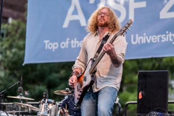 JenniferWestwoodandtheHandsomeDevils-TopOfThePark-AnnArbor_MI-20150703-ChuckMarshall-018