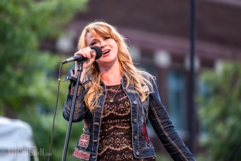 JenniferWestwoodandtheHandsomeDevils-TopOfThePark-AnnArbor_MI-20150703-ChuckMarshall-023