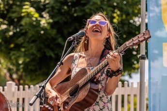 Kate Peterson and Lindsay Lou - Sonic Lunch - 2026