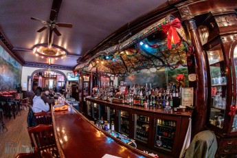 Shutes Bar - Calumet