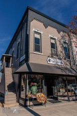 LFA Farmers Market - Risen Bakery - Mason