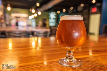 Marquette-Sails-History-Beer-2022-129