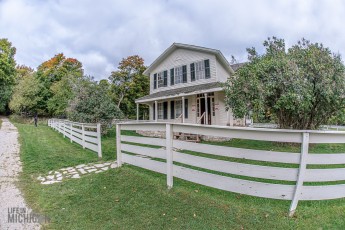 NorthernMichiganFallColors-Ishpeming-23