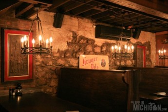Cozy booths for beers