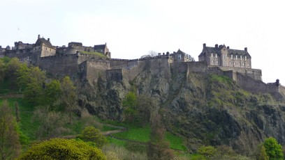 Edinburgh Castle up on high