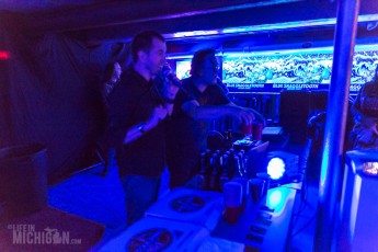 Blue Snaggletooth - ESB release - 2015-28