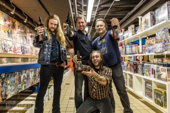 Blue Snaggletooth - ESB release - 2015-34