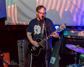 HowlingLoud-BlindPig-AnnArbor_MI-20150611-ChuckMarshall-002