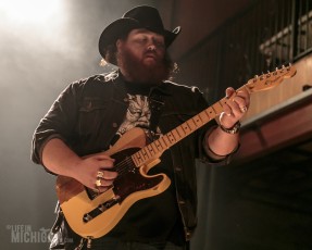 Whitey Morgan and the 78's @ Crofoot - Pontiac, MI on 19-Feb-2016