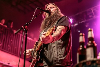 Whitey Morgan and the 78's @ Crofoot - Pontiac, MI on 19-Feb-2016