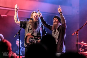 Whitey Morgan and the 78's @ Crofoot - Pontiac, MI on 19-Feb-2016