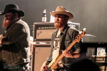 Whitey Morgan and the 78's @ Crofoot - Pontiac, MI on 19-Feb-2016