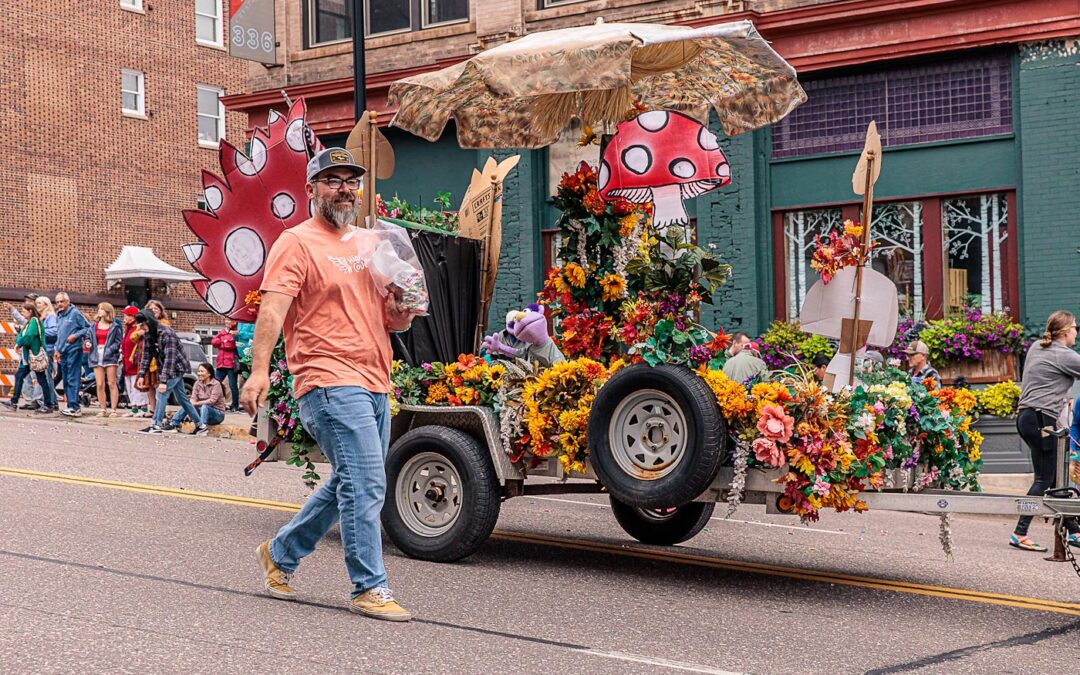 Discover the magic of Crystal Falls’ Humongous Fungus Festival