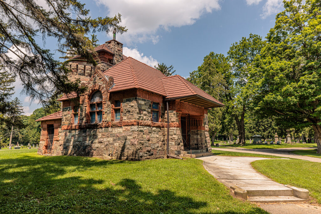 Highland Cemetery - Starkweather Chapel